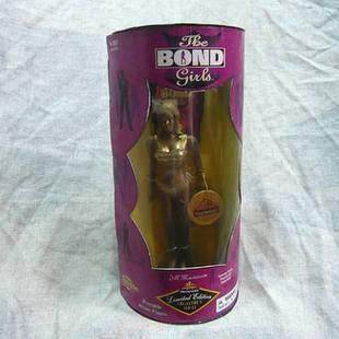 007 ジェームズ・ボンド ・ボンドガール　フィギィア　A