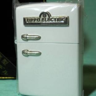 再入荷！！　1950年型　冷蔵庫モデル　白【ZIPPO】