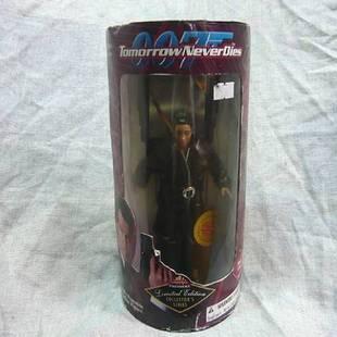 007 ジェームズ・ボンド ・ボンドガール　フィギィア　B
