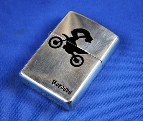 2003年製 フリースタイルモトクロス？【ZIPPO】