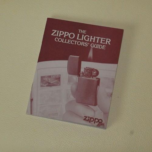 LIGHTER COLLECTOR’S GUIDE(Red)【ZIPPO】